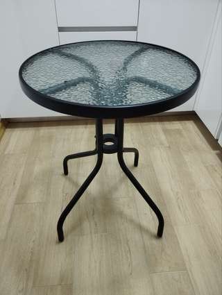 Белый стол 60х90, высота 73, €30