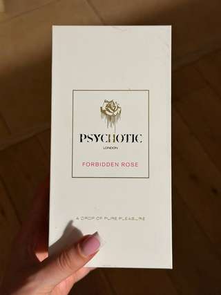Продам парфюм · Forbidden Rose Psychotic London