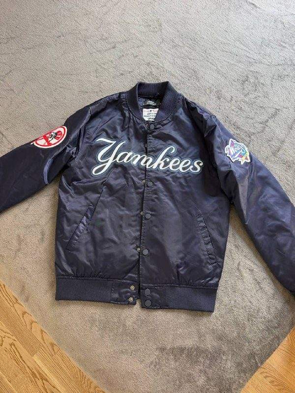 Мужская бомбер-куртка Pro Standard New York Yankees, оригинал, 35€, самовывоз — фото 2 из 2