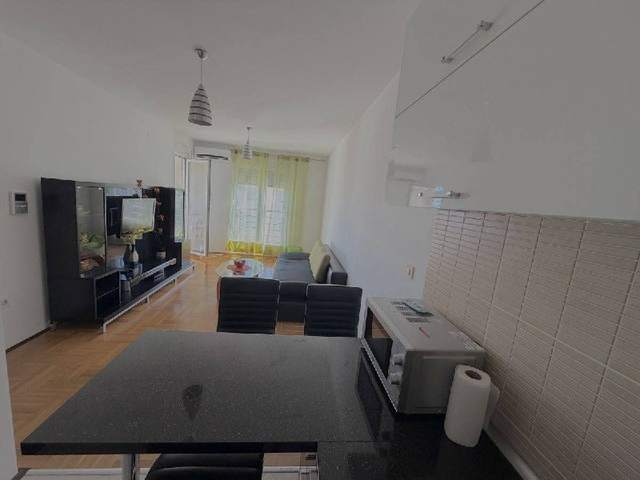 Квартира с 1 спальней в Будве, 41м2, 6 этаж, лифт — фото 3 из 8