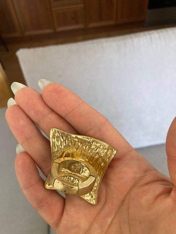 Продаю кольцо и колье из магазина в центре Бара.Покупала на фотосет использова — фото 1 из 2