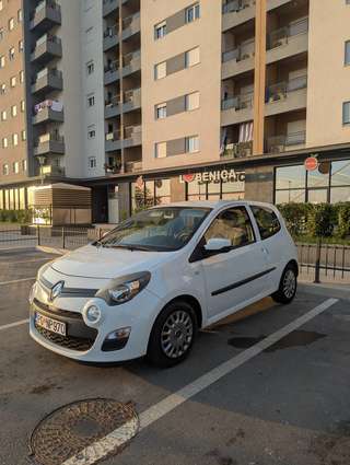 Продам Renault Twingo 2013 | 1.5dci | механика | 4 000 €