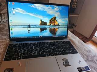 Продам абсолютно новый ноутбук 💻