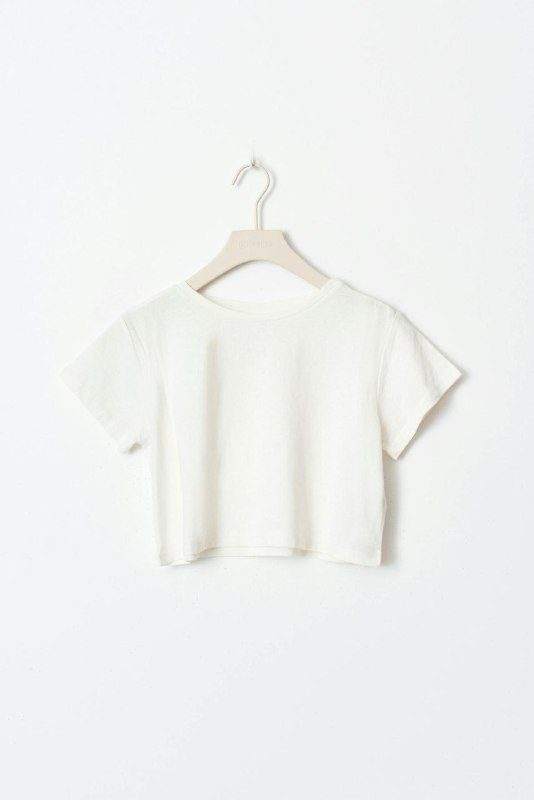 Продам белый топ, gina tricot, размер М, 2 euro, надела пару раз — фото 3 из 3
