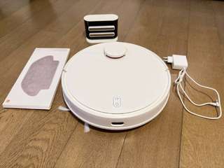 Робот-пылесос Xiaomi Robot Vacuum S10 + доп тряпка на смену