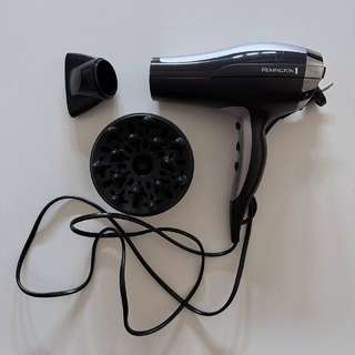 💨 Продаю фены: · ⚫️Фен Remington с диффузором и насадкой-концентратором
