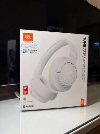 JBL Tune 720BT наушники