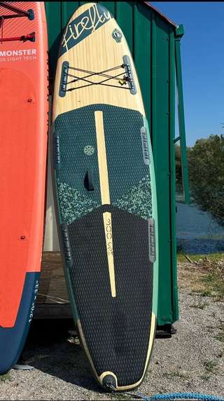 Продам SUP Firefly iSUP 300 COM I с дизайном под дерево