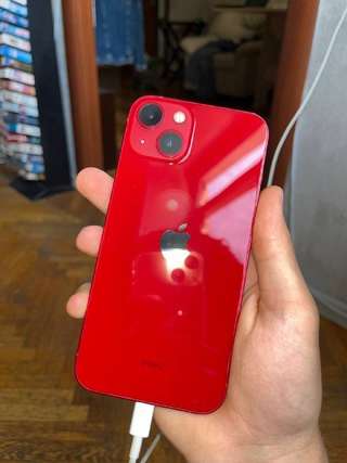 iPhone 13 Product Red 128GB