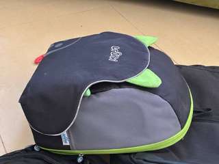 1. Бустер Trunki BosstApak рюкзак