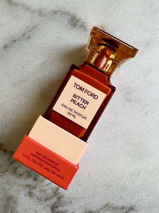 Туалетная вода Tom Ford, полный флакон, без одного затеста