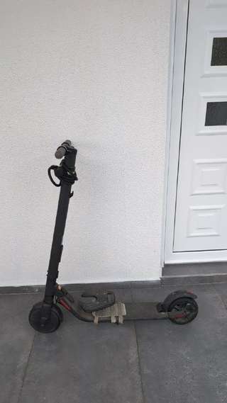 Электрический скутер самокат Ninebot KickScooter by Segway ES2