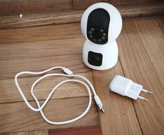 Wi-Fi камера видеонаблюдения,поворотная,с подсветкой