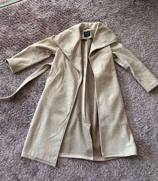 Продам пальто женское🧥
