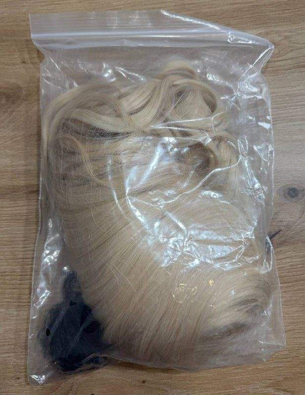 Парик длинный блонд 66 см (10€) самовывоз Подгорица — фото 1 из 2