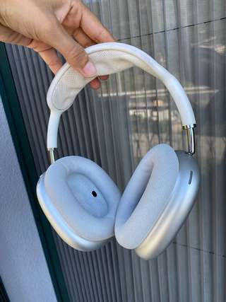 Продаю AirPods Max в отличном состоянии