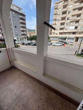 🏠 Квартира с 1 спальней · Будва, Розино · €500 / мес