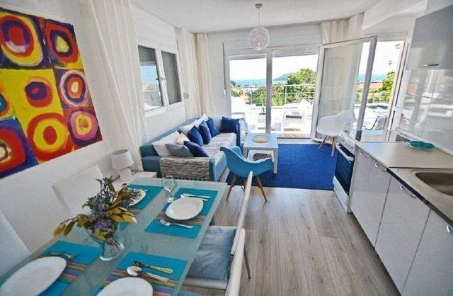 Евродвушка 90 м2, огромная терраса с панорамным видом на Будванский залив + па — фото 9 из 9