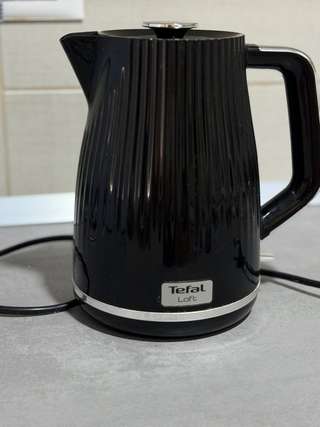 Электрочайник Tefal идеальное состояние, 1,7л