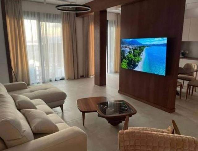 Отдельно стоящий дом с бассейном и 4 спальнями в Старом Баре! — фото 7 из 8