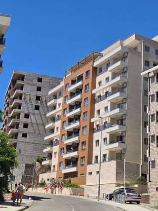 Продаётся квартира с 1 спальней в Бечичи, дом WOW