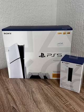 Продается полный комплект Sony PlayStation 5 с дисководом в отличном состоянии