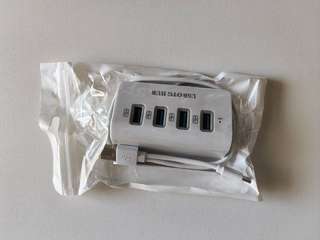 USB-хаб — 5 € · с универсальным коннектором USB-A / USB-C на 4 порта USB-A