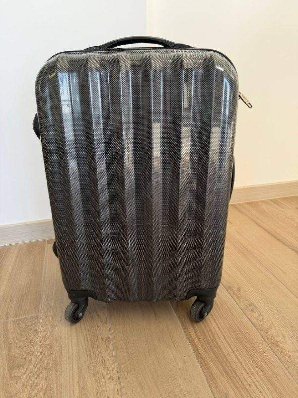 Продается чемодан б/у, cabin size 55x35x20, Тиват, цена 15€ — фото 4 из 10