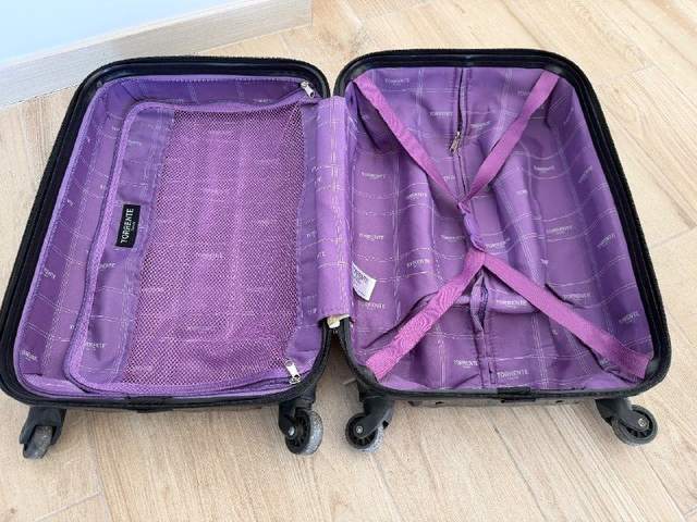 Продается чемодан б/у, cabin size 55x35x20, Тиват, цена 15€ — фото 5 из 10