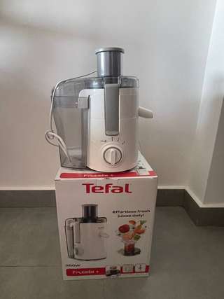 Продам Соковыжималку Tefal