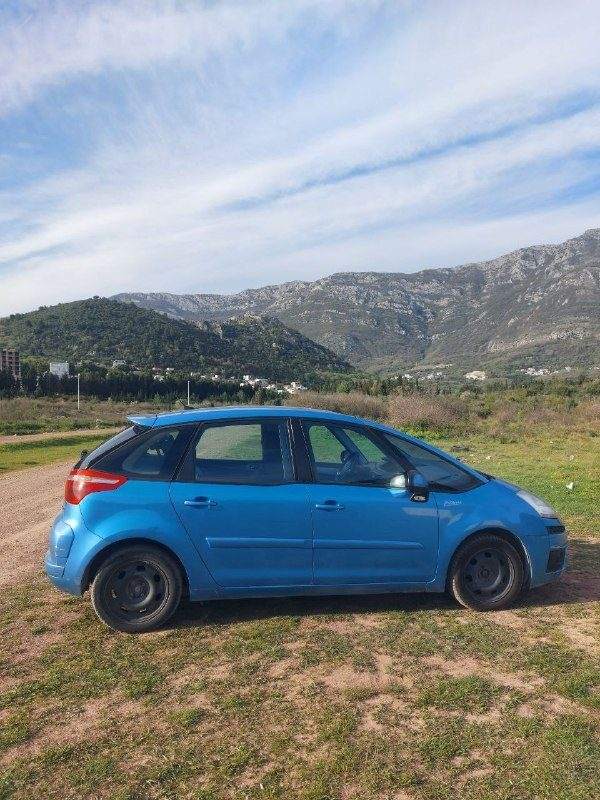 Продаю Citroen C4 Picasso 1.6 — фото 5 из 6