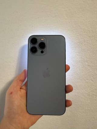 Будва · iPhone 13 Pro Max