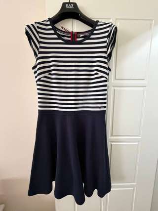 Продам: · Платье Tommy Hilfiger , размер S, состояние хорошее, 600 динаров