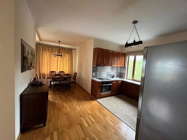 🏡 Вилла с 3 спальнями · Херцег-Нови · €2 500 / мес — фото 6 из 10