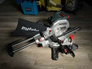 Херцег Нови. Б/У Дисковая пила KGS 216 M 1500W 216mm Metabo. Использовал для П