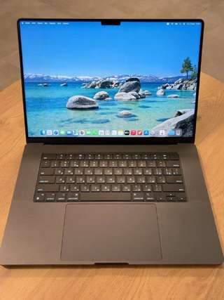 Продам MacBook Pro 16” M3 Max, 36/512 GB, Space Black