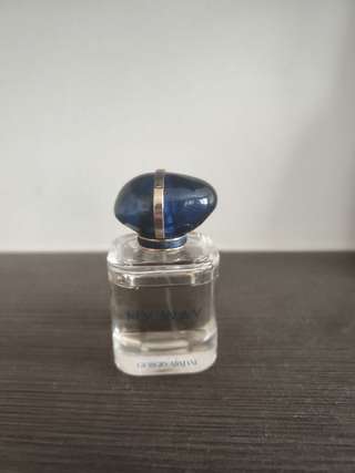 1) Georgio Armani, my way, оригинал, отдам за 2800