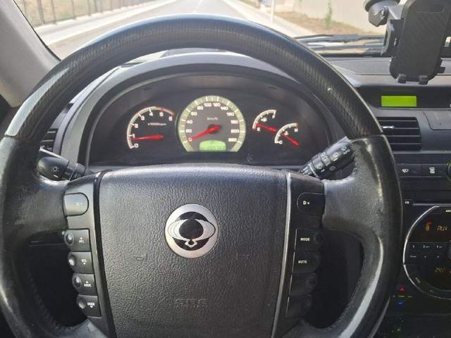 Срочная продажа! SSANG YONG REXTON 270 XDI — фото 6 из 10