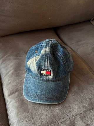 Кепка TOMMY JEANS · Надевала один раз, состояние идеальное