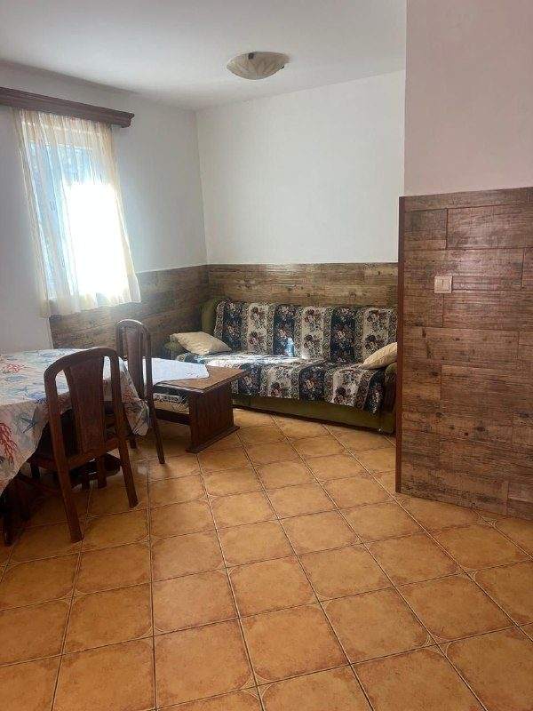 🏡 улица Брежине (Brezine)| 2-комнатная квартира у пляжа Лучице — фото 1 из 10