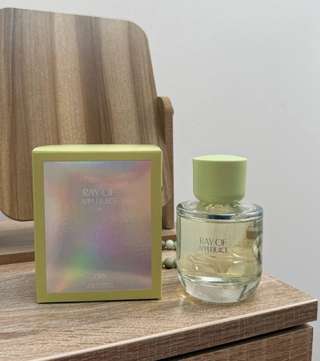 Продам · Парфюм Zara Ray of apple juice 90 мл