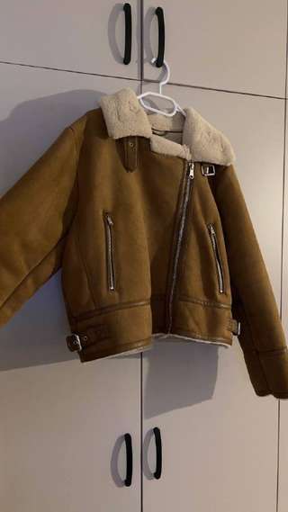 Дубленка Stradivarius