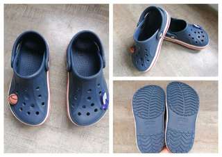 Продам · 1) Crocs сабо, размер С8 в хорошем состоянии, 400 дин
