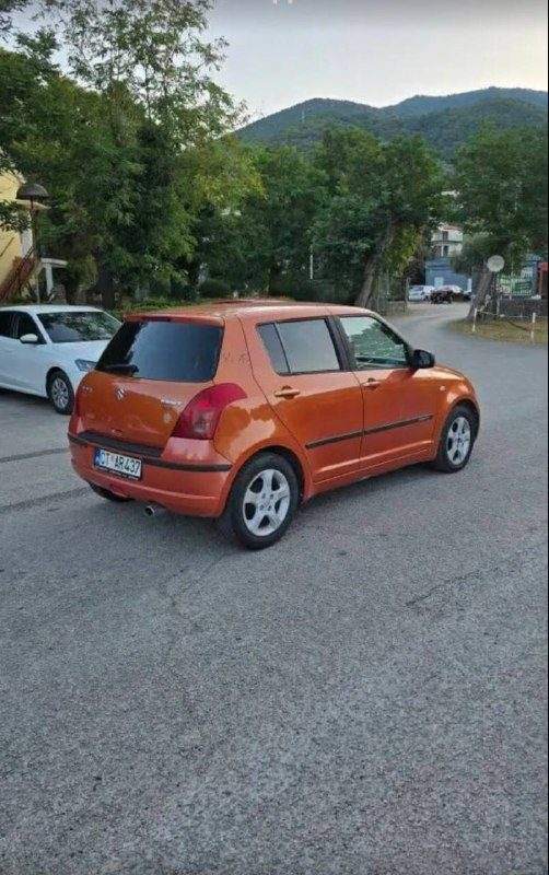 Сдается в аренду. · Suzuki Swift 2009 год — фото 2 из 10