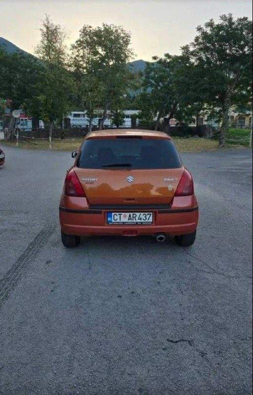 Сдается в аренду. · Suzuki Swift 2009 год — фото 4 из 10