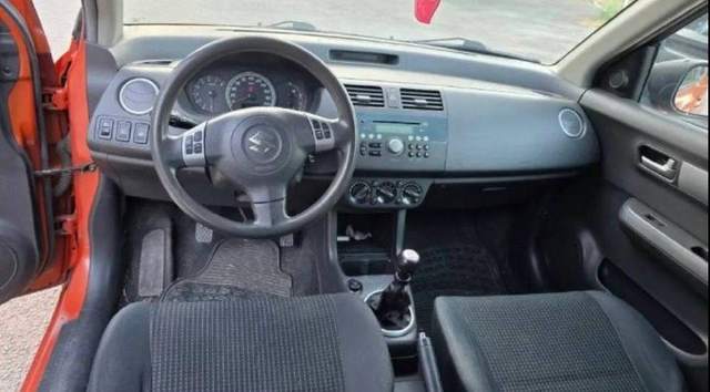 Сдается в аренду. · Suzuki Swift 2009 год — фото 6 из 10