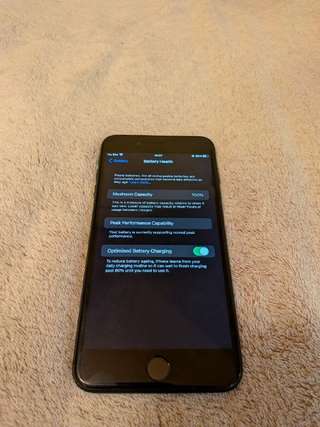 Продаю iPhone 7 Plus, 32 ГБ, чёрный