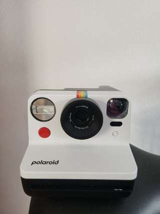 Продаю полноформатный полароид POLAROID NOW Generation II i-Type