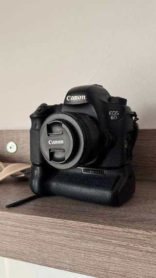 Продам фотоаппарат canon 6D