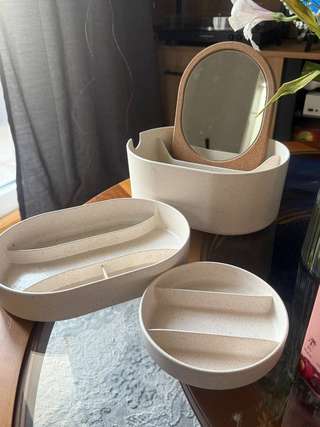 Будва · Продам органайзер для мелочей и косметики SAXBOGA, ikea